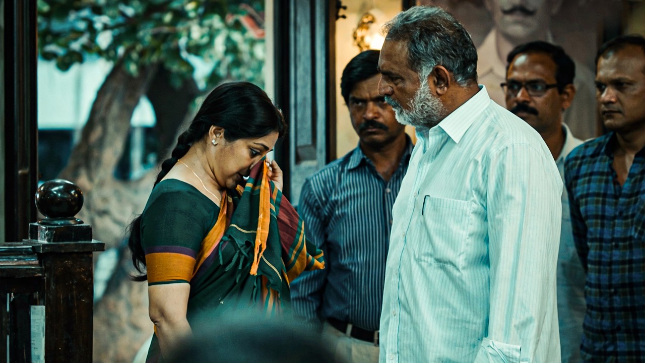 मणि की माँ से नफरत की असली वजह | Emotional Scene | Thipparaa Meesam