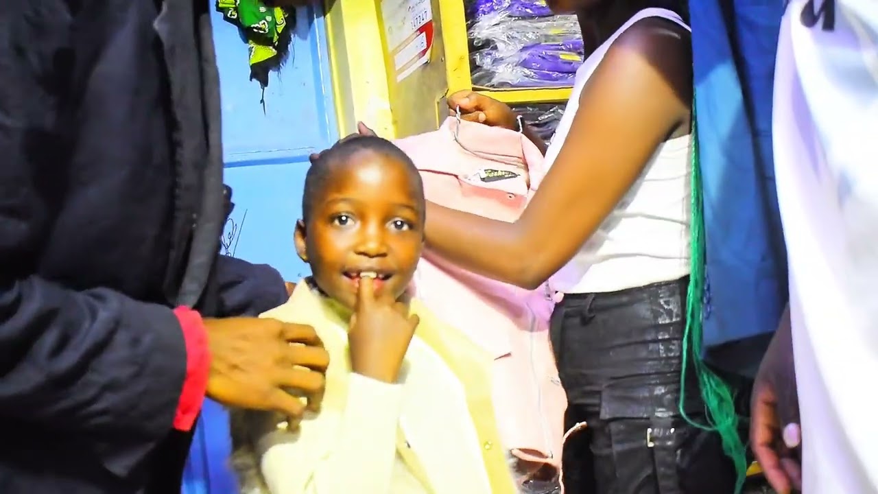 Joy Marvel mnunuzi kwa Haron Fashion#funny #comedy #movie 