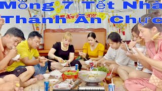 MỒNG 7 TẾT NHÀ THÁNH ĂN CHỰC | GIA ĐÌNH ĂN UỐNG NO NÊ VUI VẺ | Phượng Nguyễn - Cuộc Sống Việt Nam