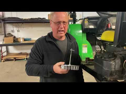 John Deere Gator
