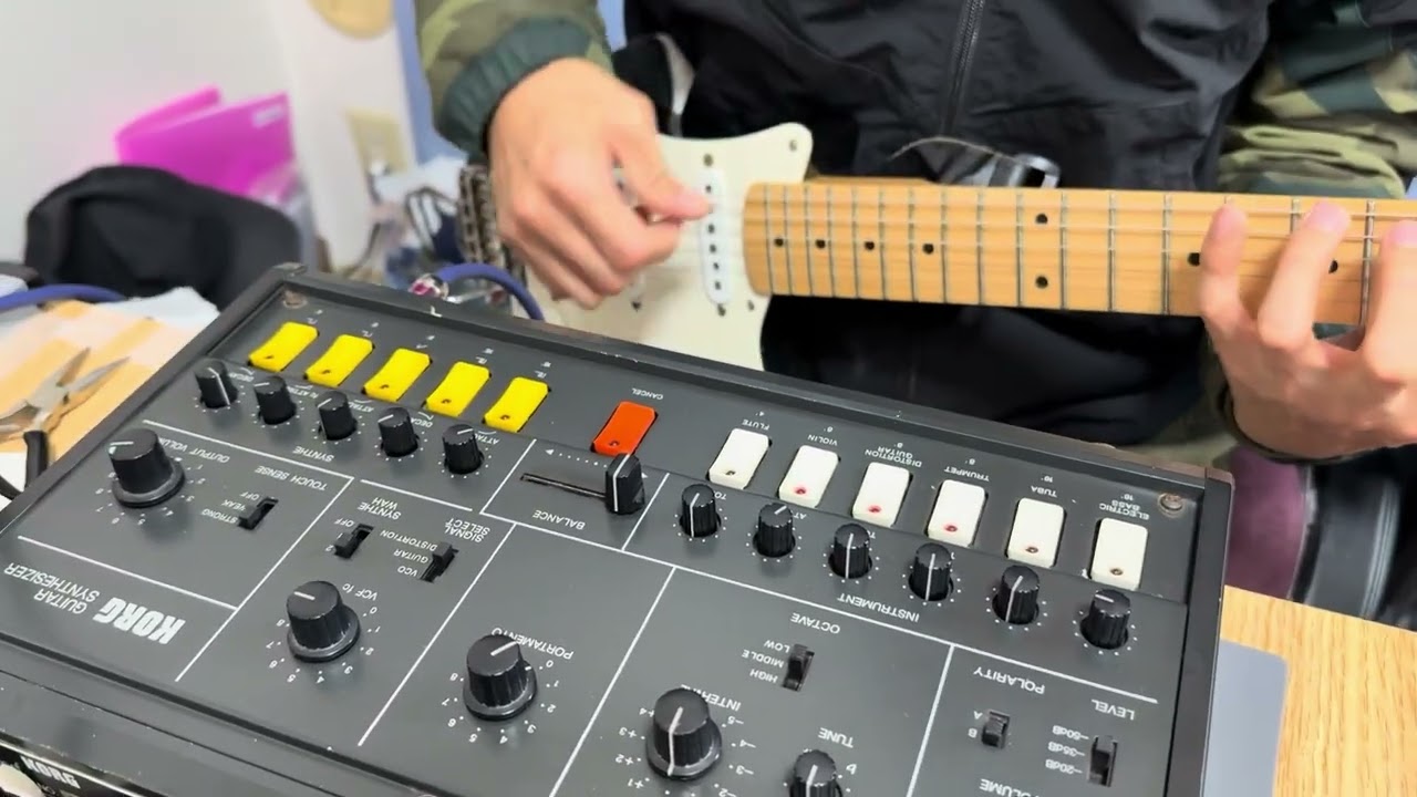 KORG X-911 Guitar Synhtesizer Test Playing