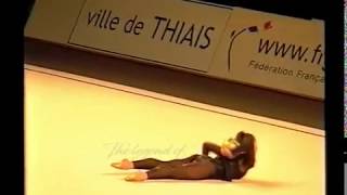 Alina KABAEVA (RUS) ball - Thiais 2004 AA