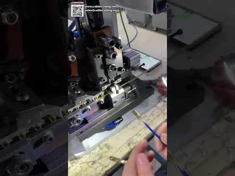 Precision Single Wire Stripping Crimping Machine Stable For Various Harness Demands