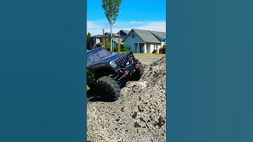 SCX 10.3 Gladiator getting some!