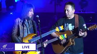 [Roger Wang & Ron Bumblefoot]  Thal Guns N' Roses jamming on Bunyi Gitar