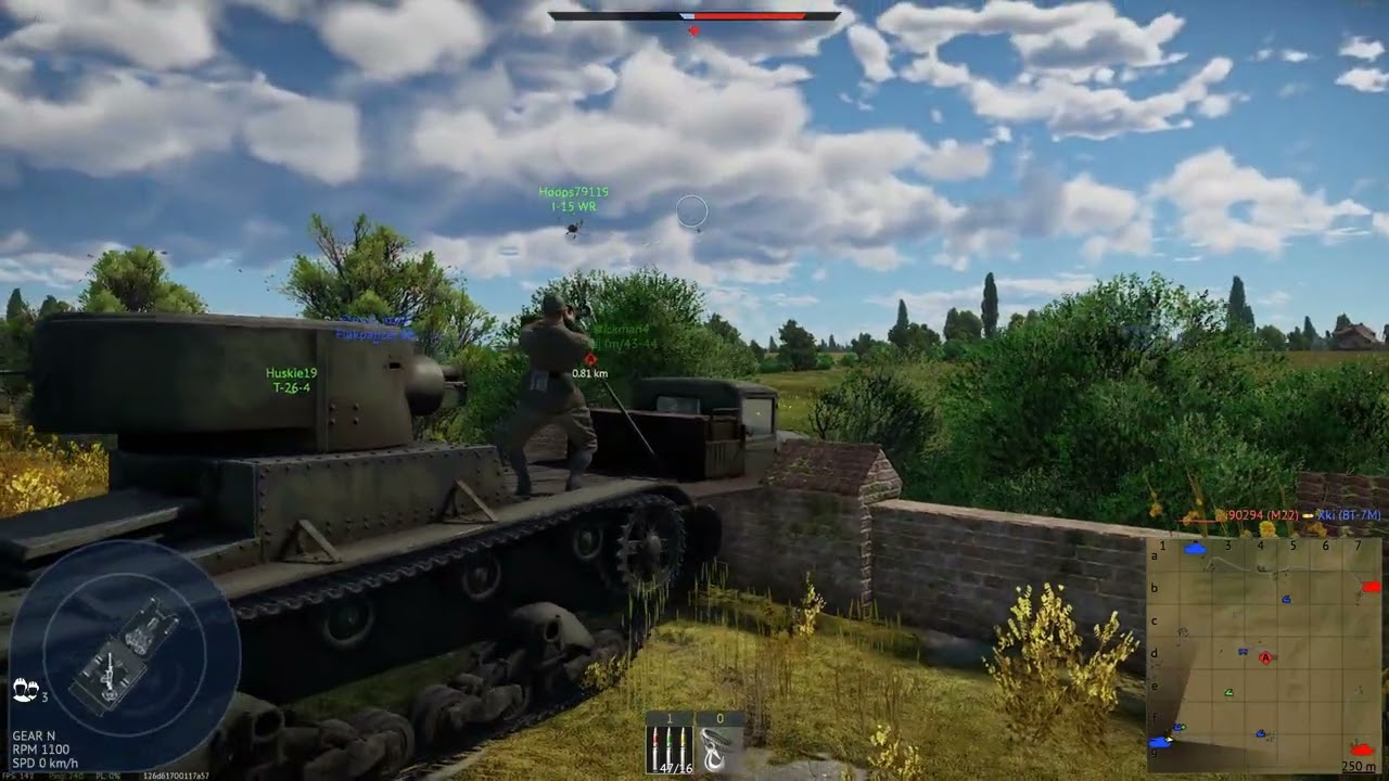 War Thunder : Help me step-tank im stuck.