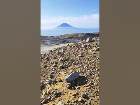 Вулкан Алаид в море. Вид с острова Парамушир - YouTube