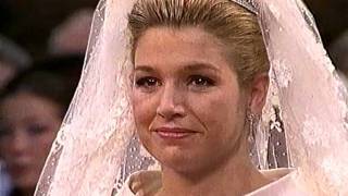 Video thumbnail of "Miranda  van Kralingen - Ave Maria - Huwelijk Willem Alexander & Maxima 02-02-02 HD"