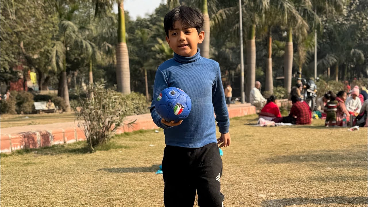 Park me kiya Dono Bacho ne Dhamaal || Idli khane ki Farmaish ||