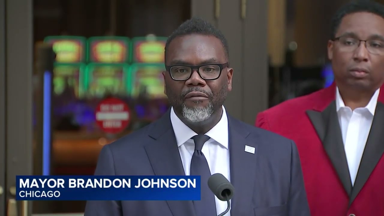 Gov. JB Pritzker, Chicago Mayor Brandon Johnson press President Biden for help in migrant crisis