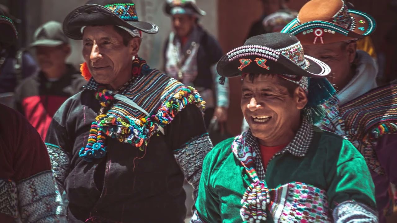LOS SOBERANOS DE HUANCAVELICA (COLECCION DE ORO 4)