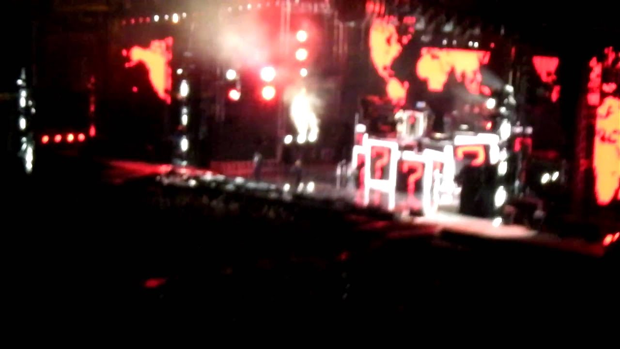 Where's the Love Black Eyed Peas ( Rio 24/10/2010) YouTube