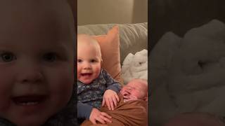 14monthold big sister has priceless reaction to meeting newborn little sister ❤❤