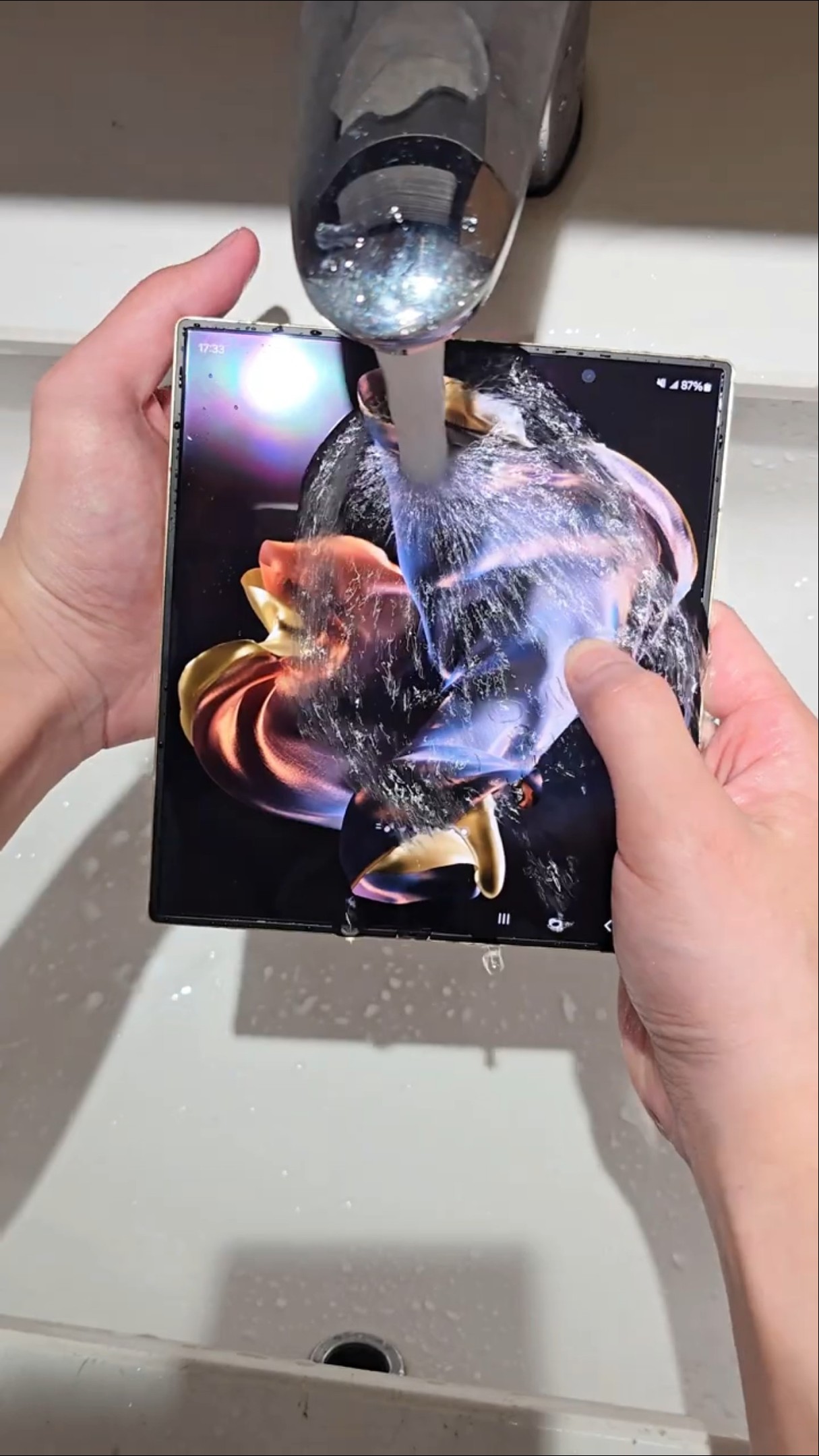 Samsung#Big Folding#Heart to Heart W25#Mobile Digital#Digital Technology