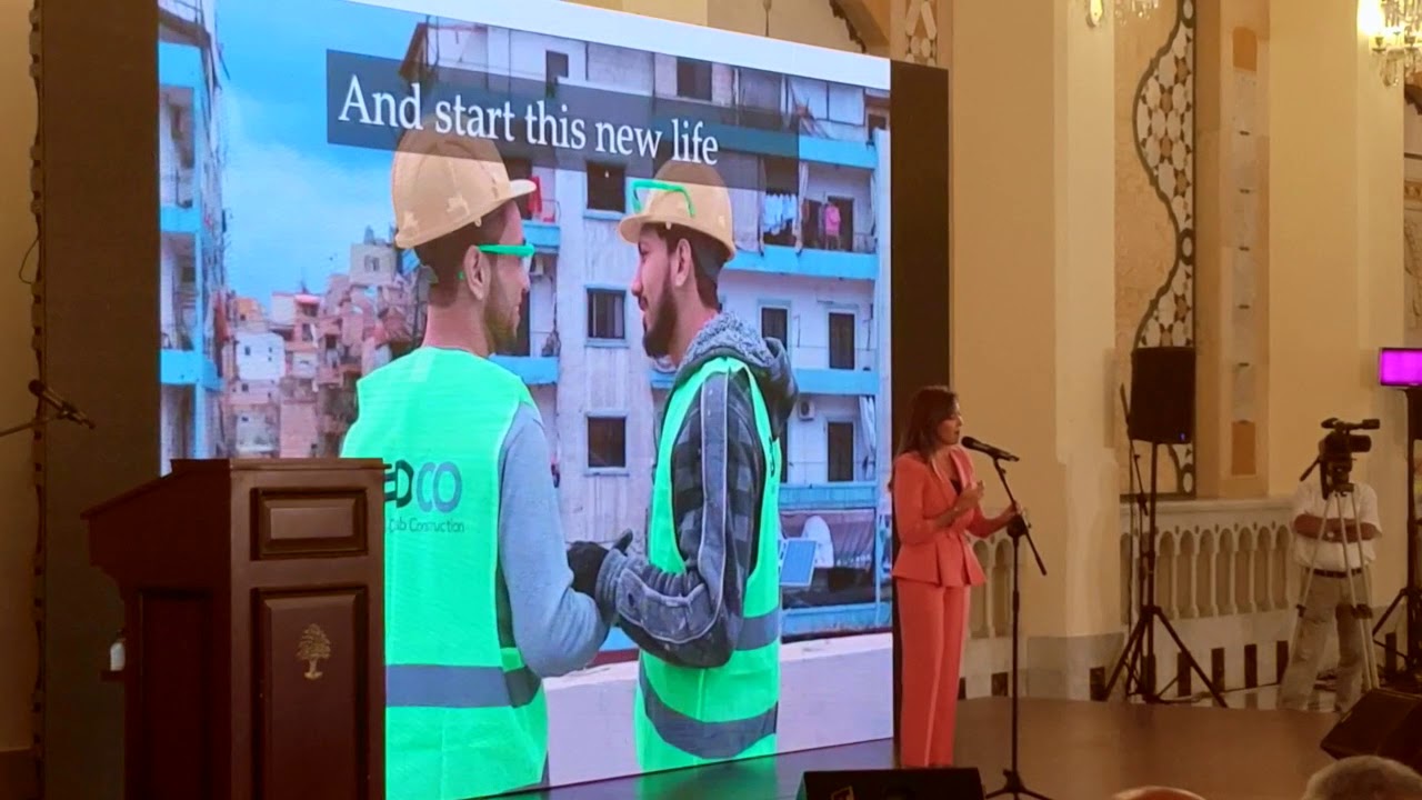 Corinne Metni- March with me (Montserrat Caballé)