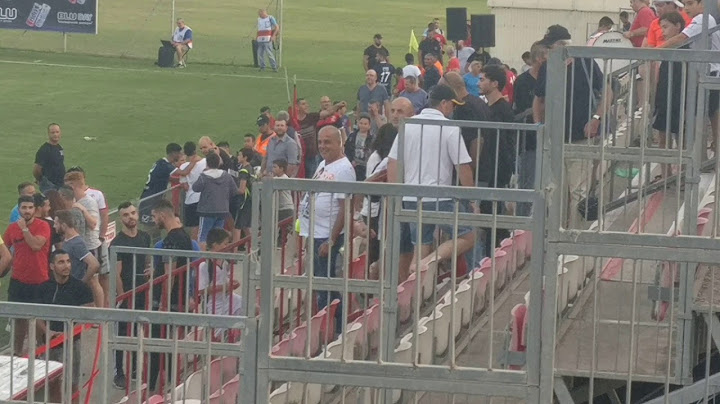 העימות בין עמוס לוזון לאוהדים