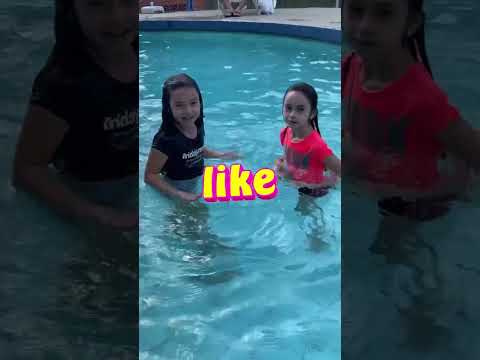 ACERTE A PALAVRA DENTRO DA PISCINA Shorts