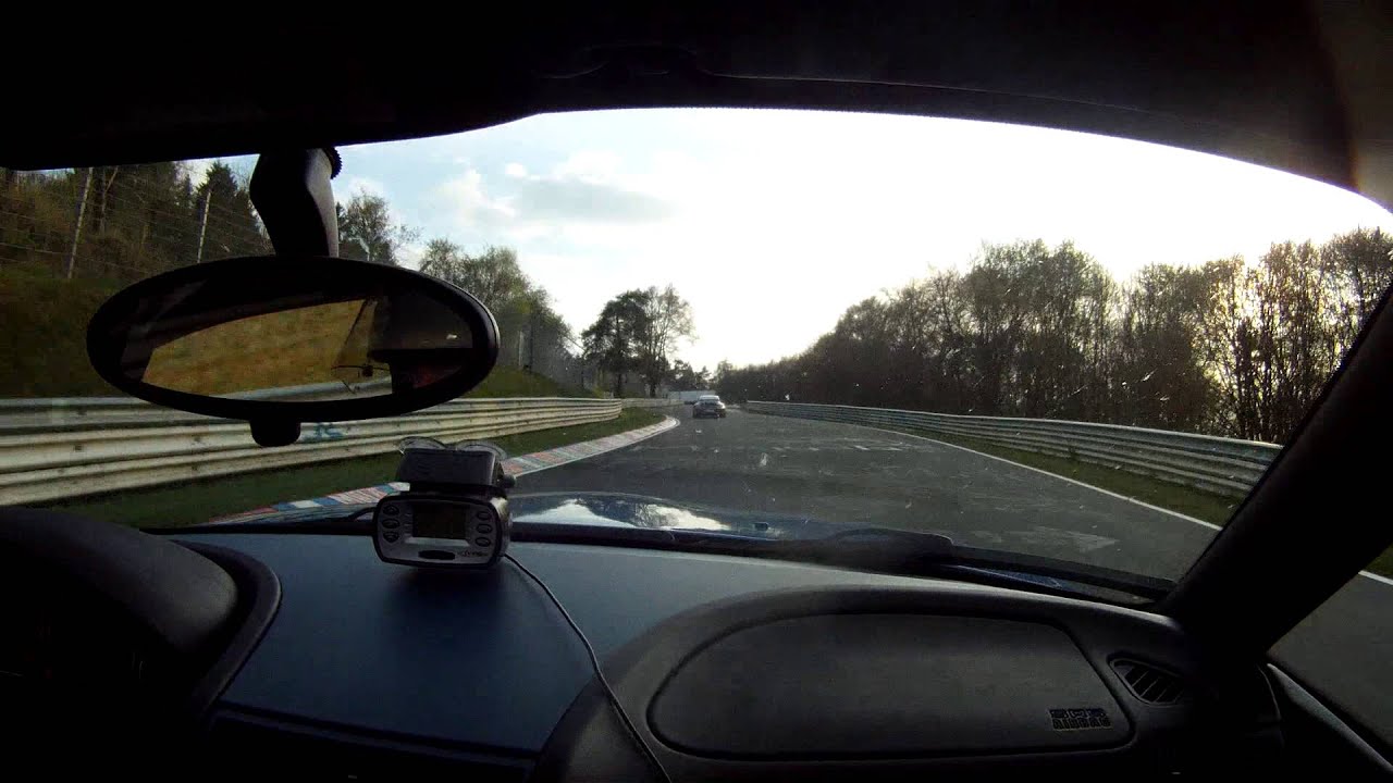 Nordschleife BMW Z3 M Coupé vs. Porsche GT3 MKII, 09.04.2014, unter 8 Min