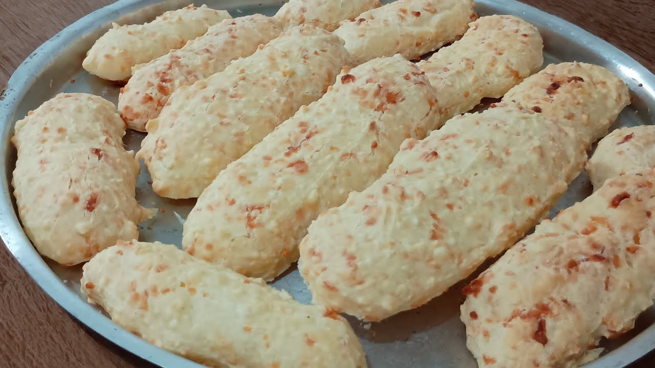 Biscoito de polvilho  crocante perfeito para tomar com café 