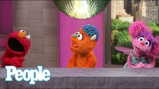 Elmo & Friends Dance To Justin Biebers Despacito, Dish On Working With Sia People Now People