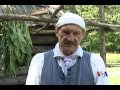 Colonial era farmers at claude moore colonial farm  madeeha anwar voice of america