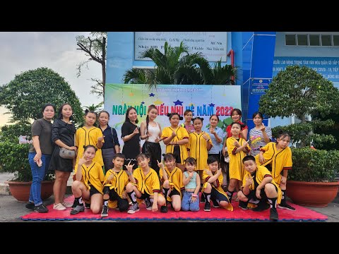 Video Crowbar Kidz | Cover Nhất Bạn Rồi | Choreography by Dạ... - YouTube