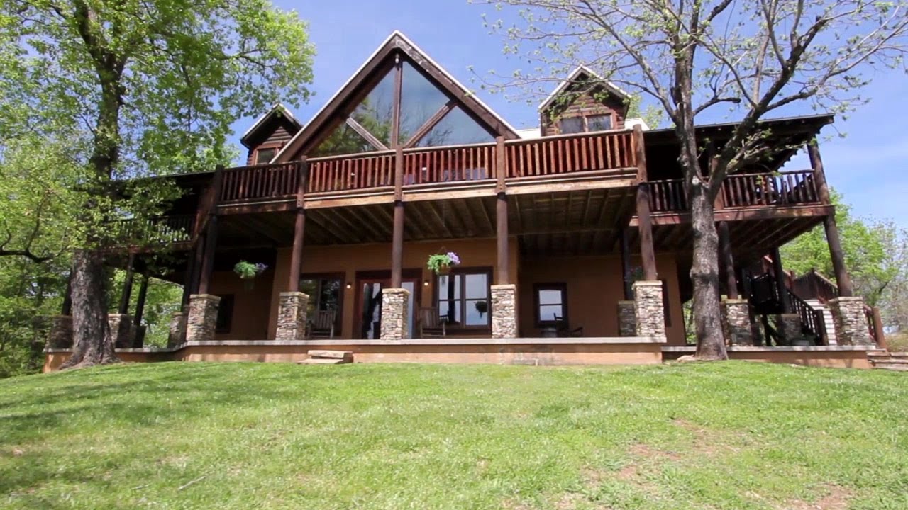Luxurious Smoky Mtn log home w guest cabin at 260 Ruth Lane