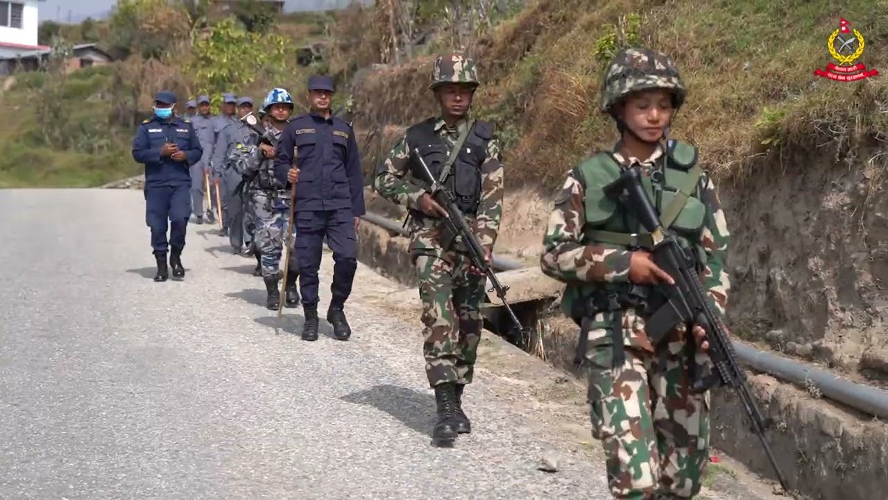 सुरक्षा निकायहरुद्वारा निर्वाचनको शान्ति, सुरक्षा र भय रहित वातावरण सिर्जना गर्न संयुक्त गस्ती ।