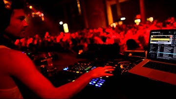 Stefano Richetta @ Click 5 Years XL anniversary Westerunie 11-02-12