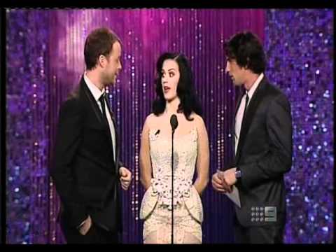 Katie Perry presenting award at 2011 Logies.wmv