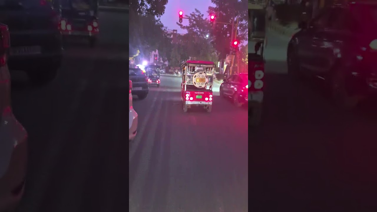 Travelling mode on ho chuka hai enjoy friends 