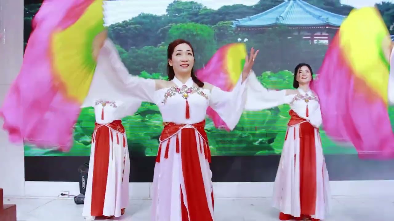 múa thuyền Hoa ( Đám cưới xuân trường và hoàng giảng)