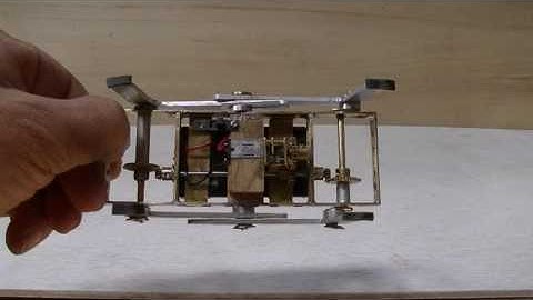 Quadruped walking robot