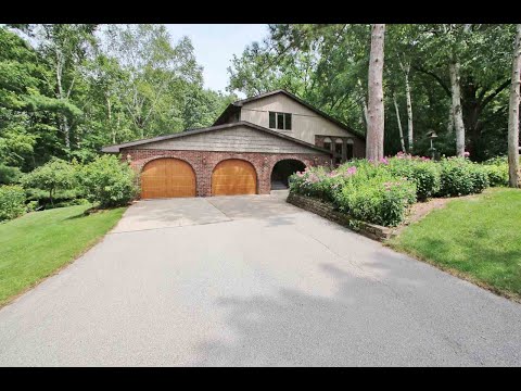 826 Winding, Oneida, WI home video tour