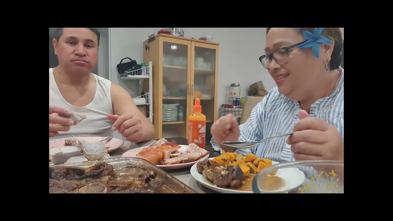 Воскресный обед Osso Bucco, Falai Maukeni | Выпечка булочек для просмотра игры.