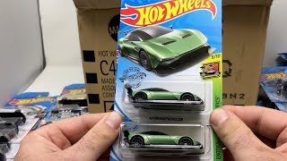 Rapid Unboxing: Hot Wheels 2019 P Case