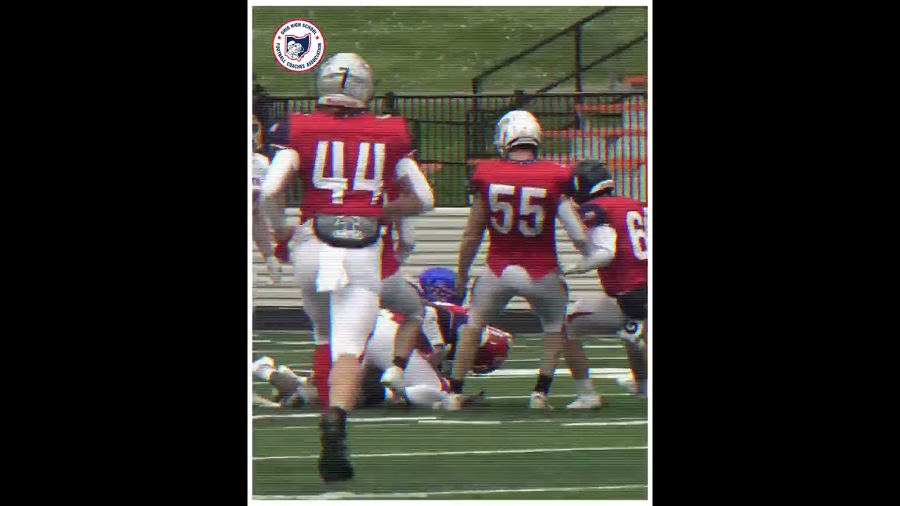 2023 🏈 North - South Classic Ty' lik Sims of Big Red recovers a muffed punt.