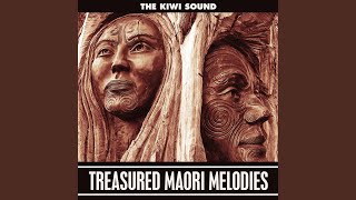Video thumbnail of "The Kiwi Sound - Whakarongo Ake Au"