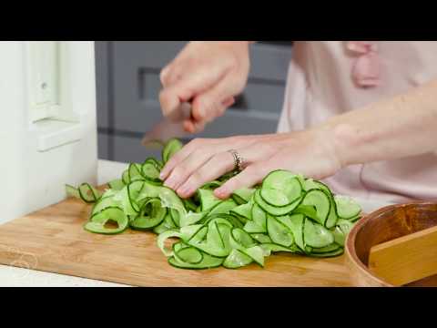 keto-thai-cucumber-salad