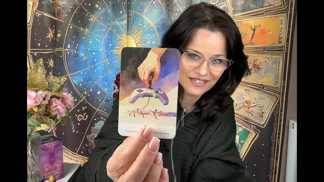 ✨3:03 PREGATESTE-TE SĂ ☎️👁️CINE SE GÂNDEȘTE ACUM LA TINE?🔮CE L-A FĂCUT SĂ VREA SĂ TE CAUTE ?