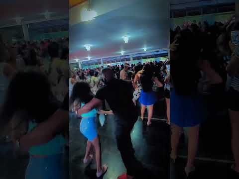 PENSA NUMA MENINA QUE DANÇA PISEIRO #piseiro #forróeletrônico #forró