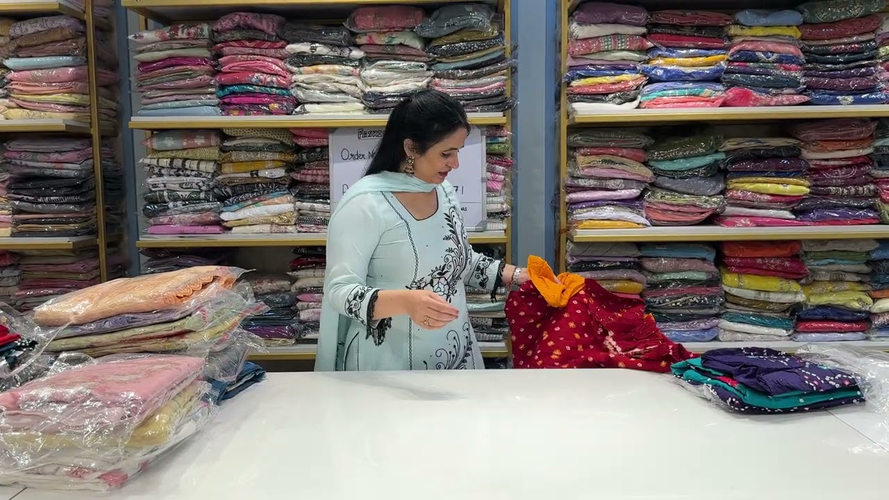 Aaj pure lilan or pakka bandej 🥰💖🌹🙏📞7299525000 or 9992682021 #dressess #fashion #saree 