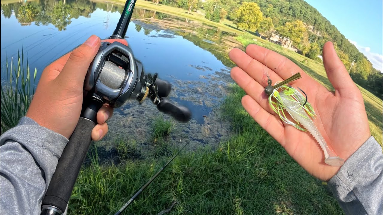 Fishing Highly Pressured Pond For Bass!