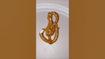 Misshaped Pretzel #shorts #pretzel #misshaped #food #shortsfeed #foodshorts #snyders
