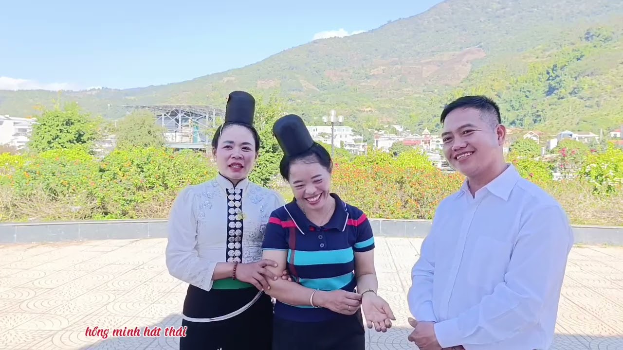 HỒNG MINH - XUÂN QUÝ VÀ CHỊ NGOAN GẶP NHAU CÙNG HÁT MỘT BÀI 