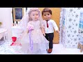 Routine de mariage de poupe american girl avec maquillage et robe glamour jouer aux poupes