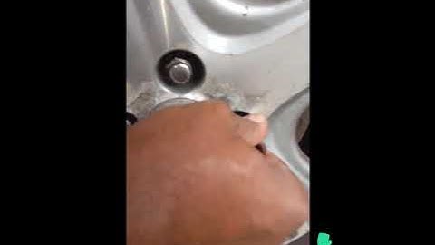 04 Honda Civic EX: How to remove a lock lugnut without a key.