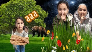 картинка: ТҮНДЕ АДИЯНЫ ҚАРАҢҒЫ ОРМАНҒА БАЙЛАП КЕТТІК😱