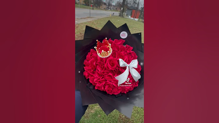 Las flores por sorpresa siempre van a ser el detalle más bonito... Ramo de Rosas Artificiales #usa