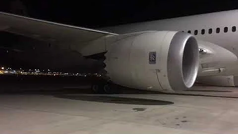 787 Trent 1000 Engine start with flame